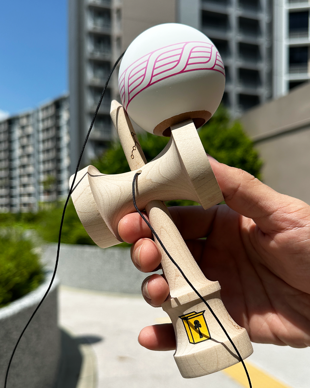 Gregor Mod Pink - Trinity Shape