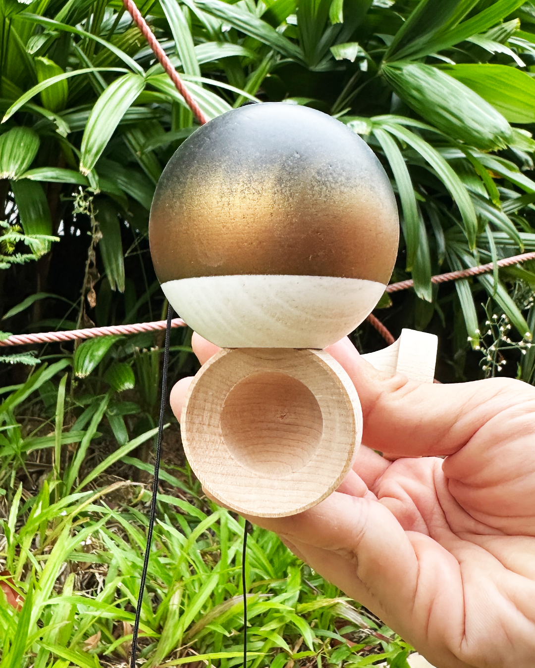 Full Moon: Dawn - Trinity Shape (Higgs Premium Paint)